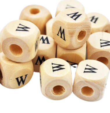 Koralik drewniany literka W (1)
